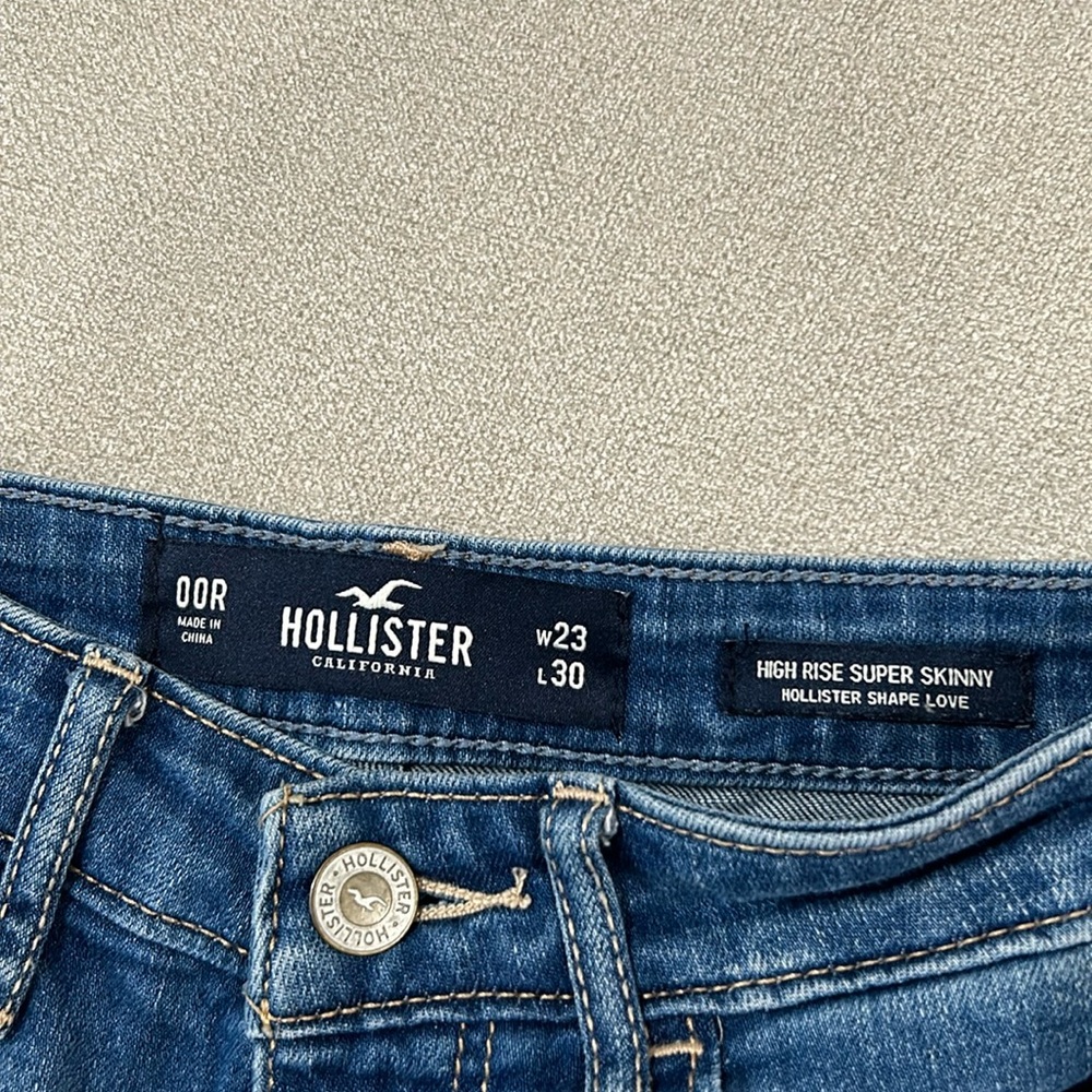 Hollister blue ripped jeans